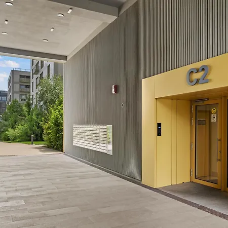 Διαμέρισμα Mido Bird Luxury With Private Parking & Self Check-in Βουκουρέστι