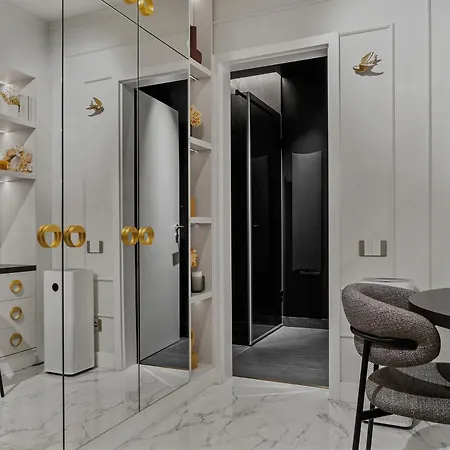 Mido Bird Luxury With Private Parking & Self Check-in *