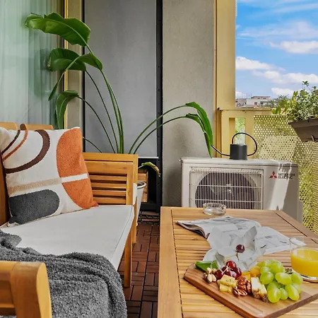 Apartment Mido Bird Luxury With Private Parking & Self Check-in