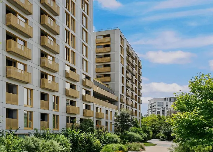 Mido Bird Luxury With Private Parking & Self Check-in Lägenhet Bukarest