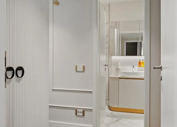 شقة Mido Bird Luxury With Private Parking & Self Check-in بوخارست