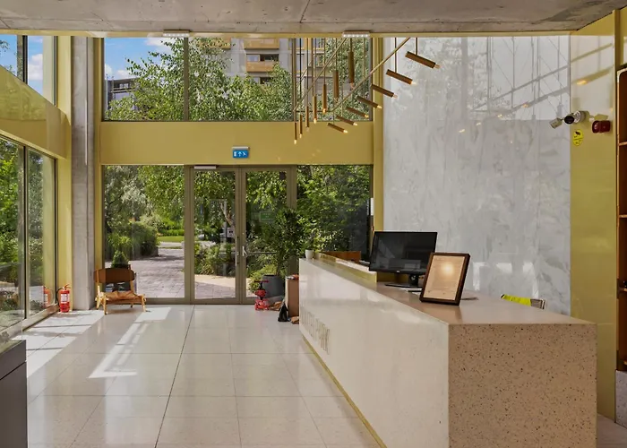 Mido Bird Luxury With Private Parking & Self Check-in Appartement Bucarest