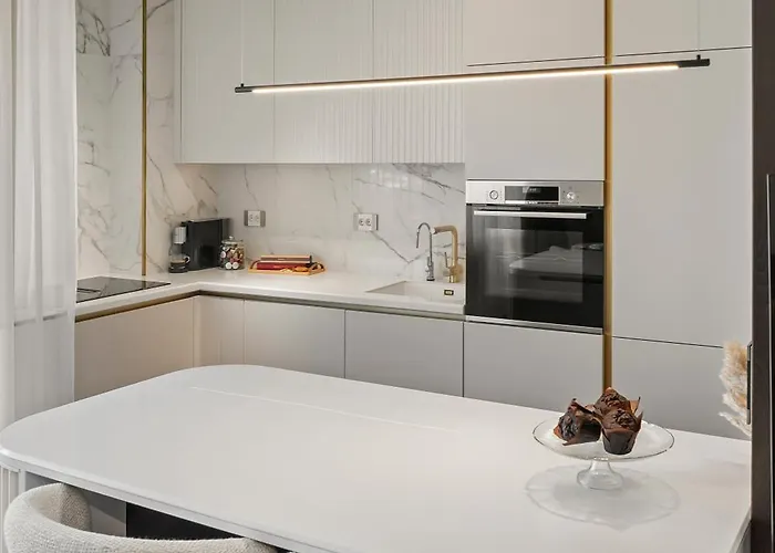 Apartmán Mido Bird Luxury With Private Parking & Self Check-in *